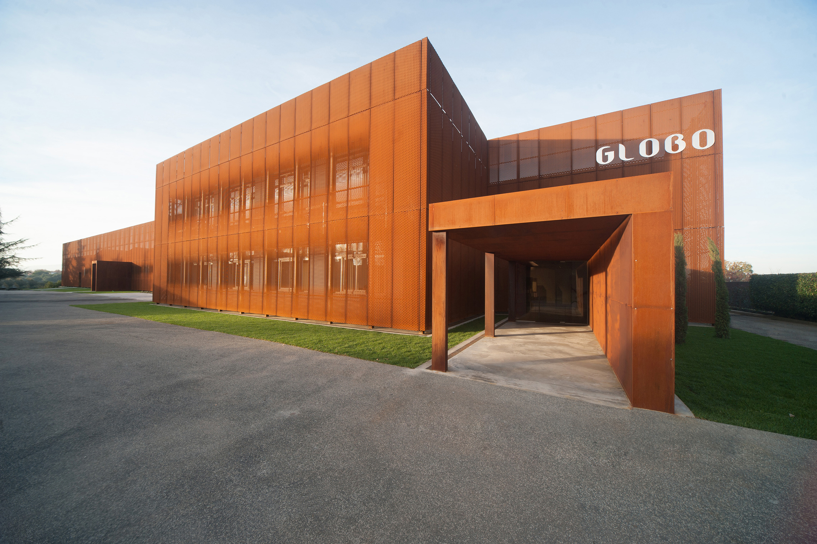 Ceramica Globo continua ad investire con Sacmi 